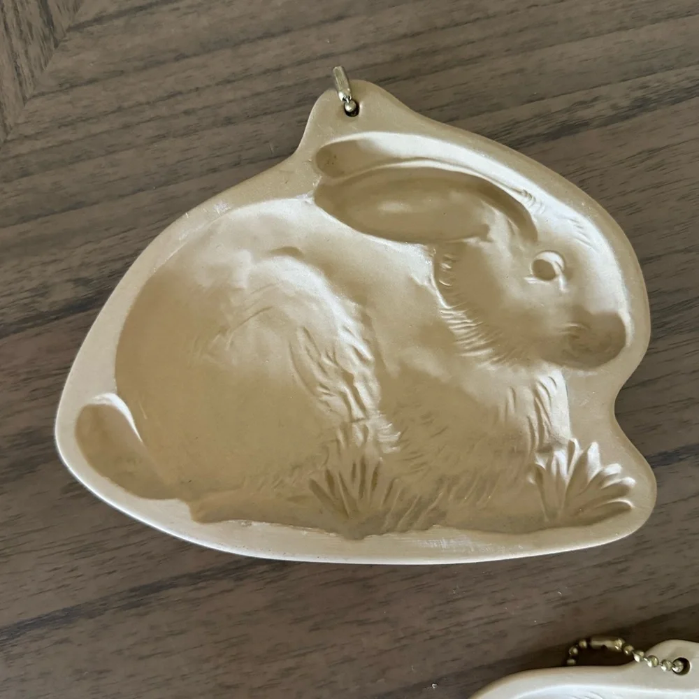 Brown Bag cookie art pig, swan and rabbit